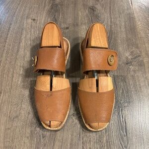 Ellemenno Brown Leather Velcro Straps Sandals MADE IN BRAZIL Women’s size 9